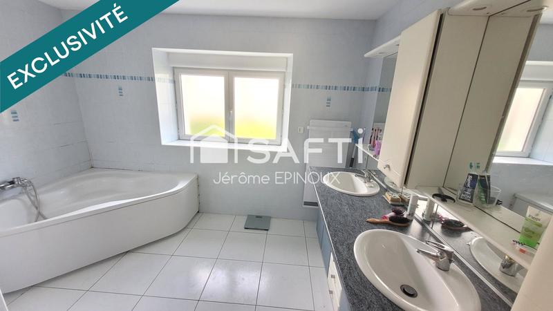 Maison - 215 m² - 6 pièces