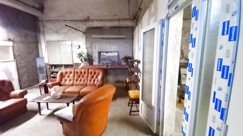 Local d'activités - 300 m²