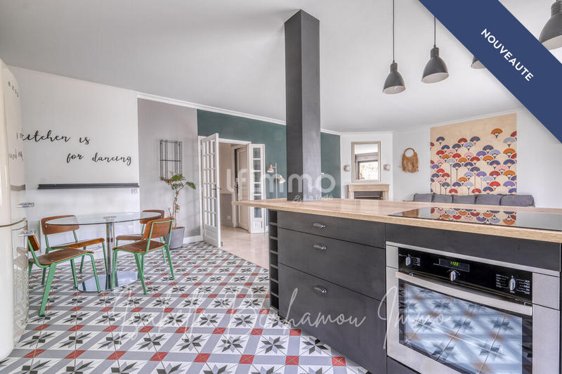 Appartement - 104 m² - 4 pièces