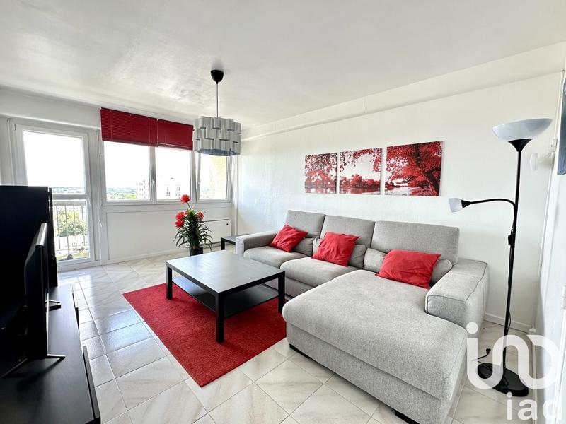 Appartement - 93 m² - 5 pièces