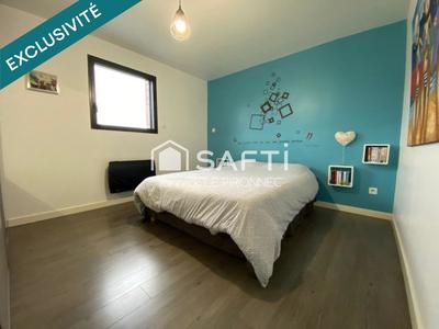 Maison - 98 m² - 4 pièces