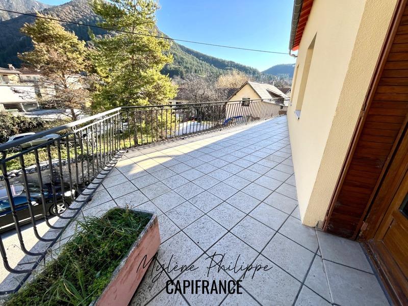 Appartement - 151 m² - 5 pièces