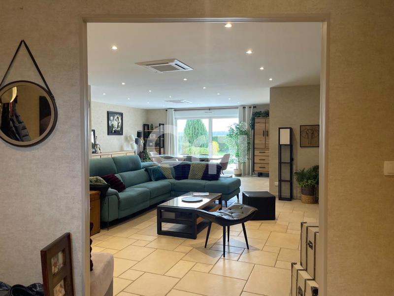 Maison - 142 m² - 4 pièces