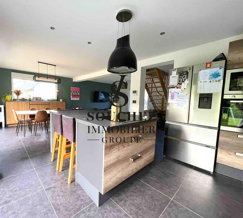 Maison - 120 m² - 6 pièces