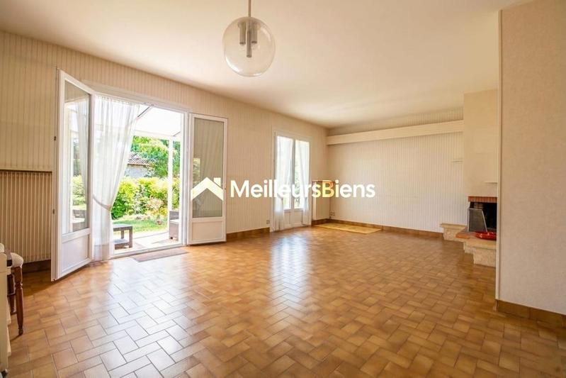 Maison - 92 m² - 5 pièces
