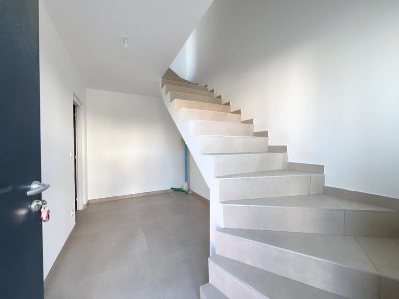 Appartement - 119 m² - 4 pièces