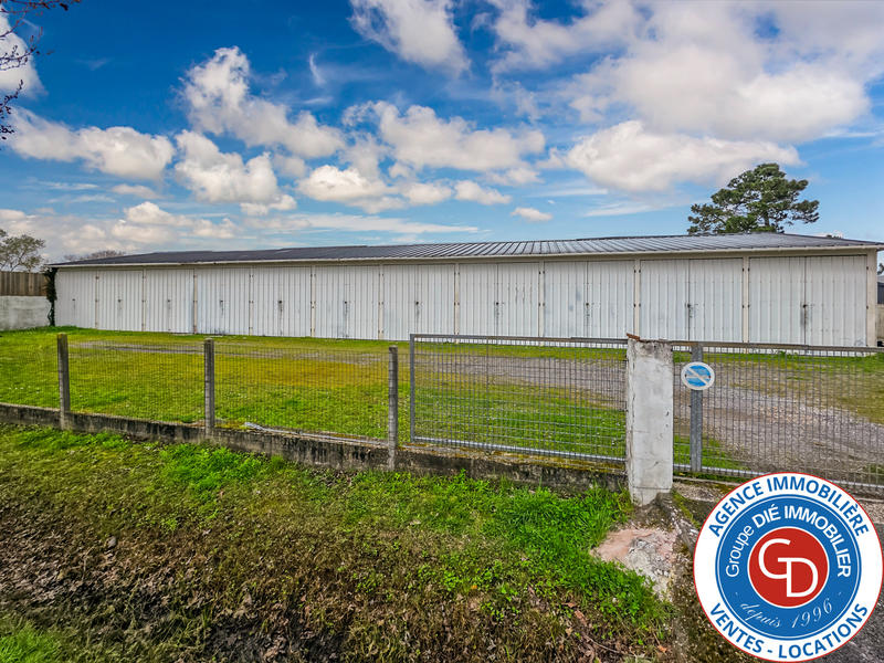 Parking / Garage - 17 m²