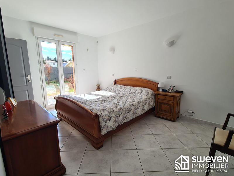 Villa - 246 m² - 6 pièces