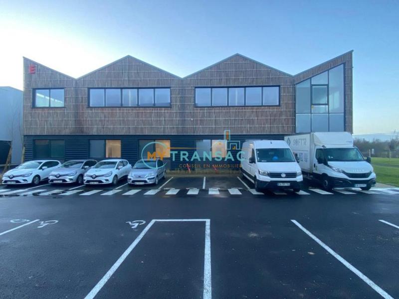 Local d'activité / Entrepôt - 1 032 m²