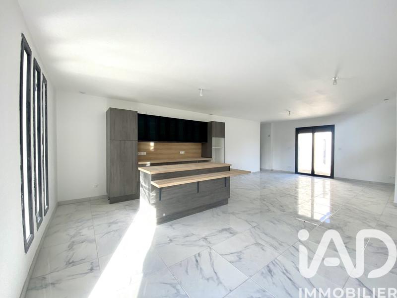 Maison - 108 m² - 4 pièces