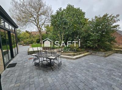 Maison de maîtres - 180 m² - 9 pièces