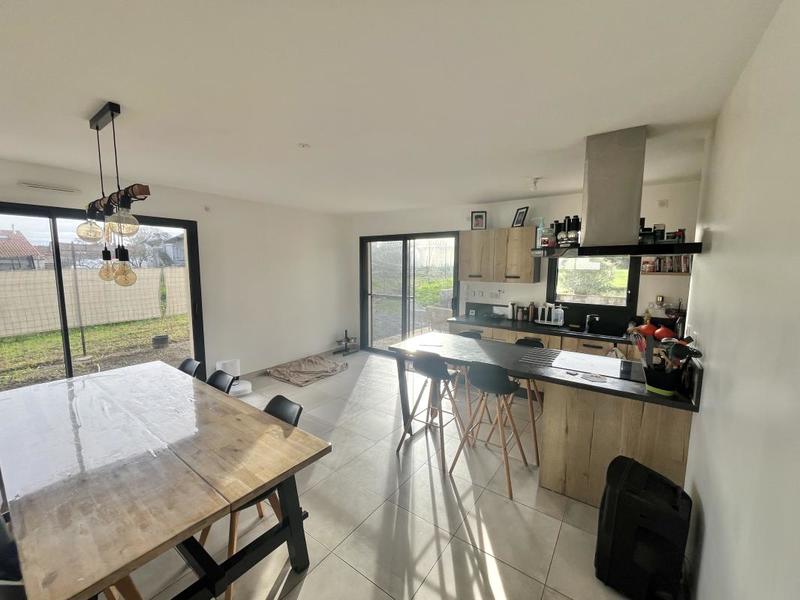 Pavillon - 121 m² - 7 pièces