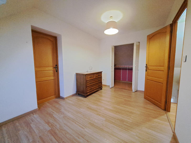 Pavillon - 116 m² - 7 pièces