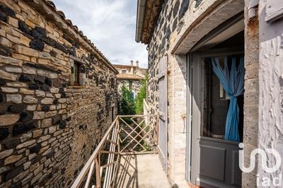 Maison - 99 m² - 4 pièces