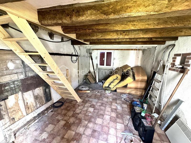 Maison - 200 m² - 8 pièces