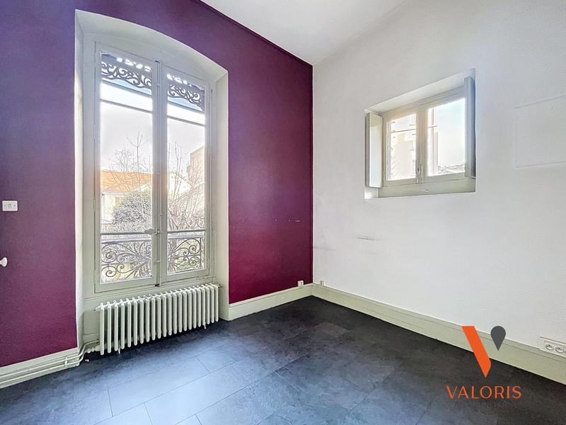 Appartement - 183 m² - 6 pièces