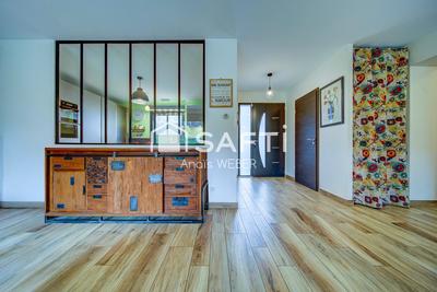 Maison - 98 m² - 4 pièces