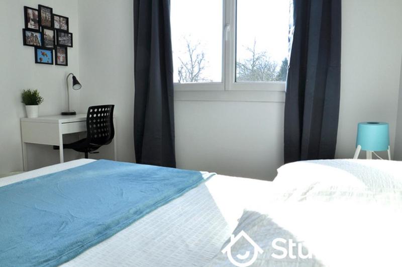 Chambre - 13 m² - 1 pièce