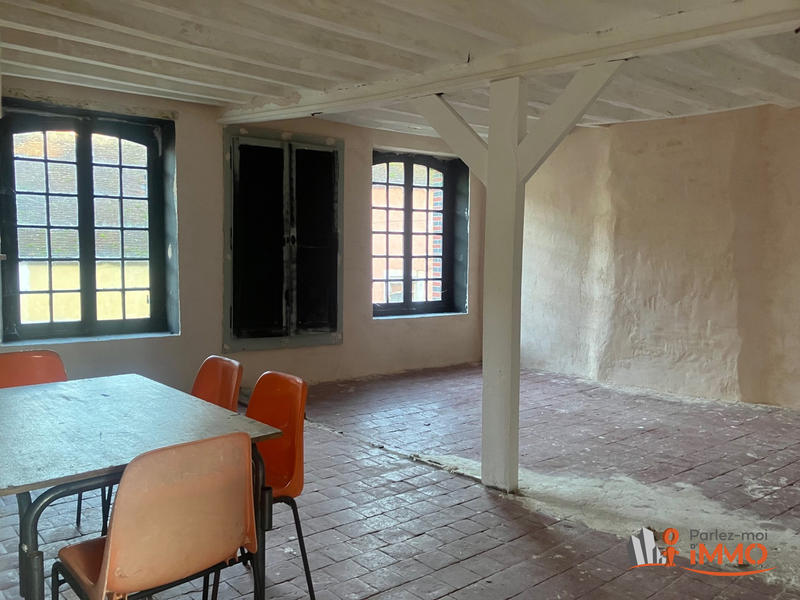 Maison - 220 m² - 9 pièces