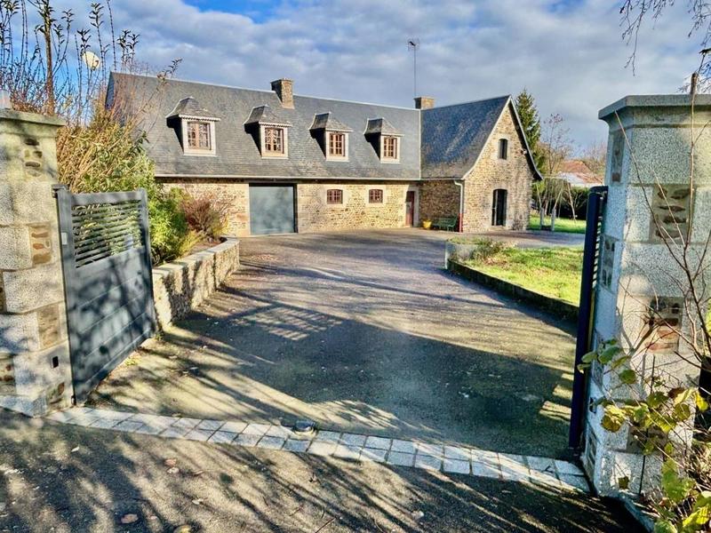 Maison - 165 m² - 6 pièces