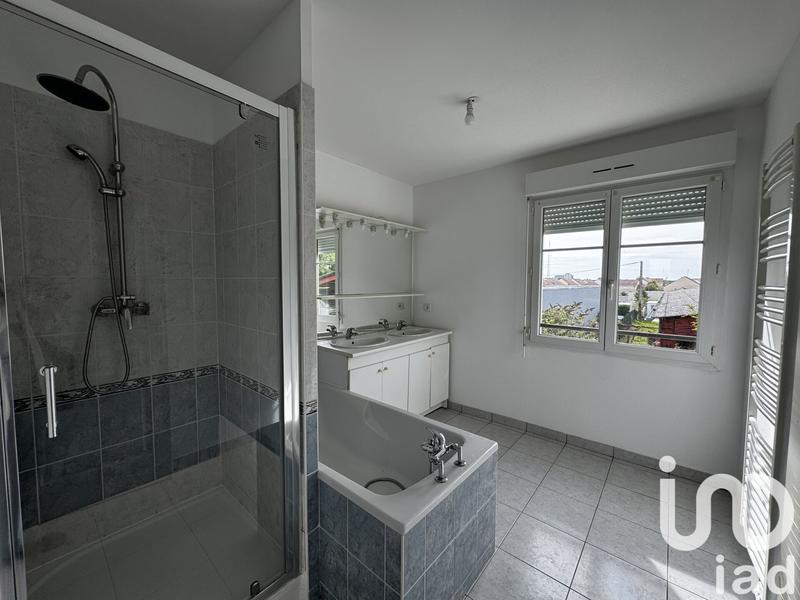 Maison - 100 m² - 4 pièces