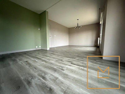 Maison - 85 m² - 5 pièces