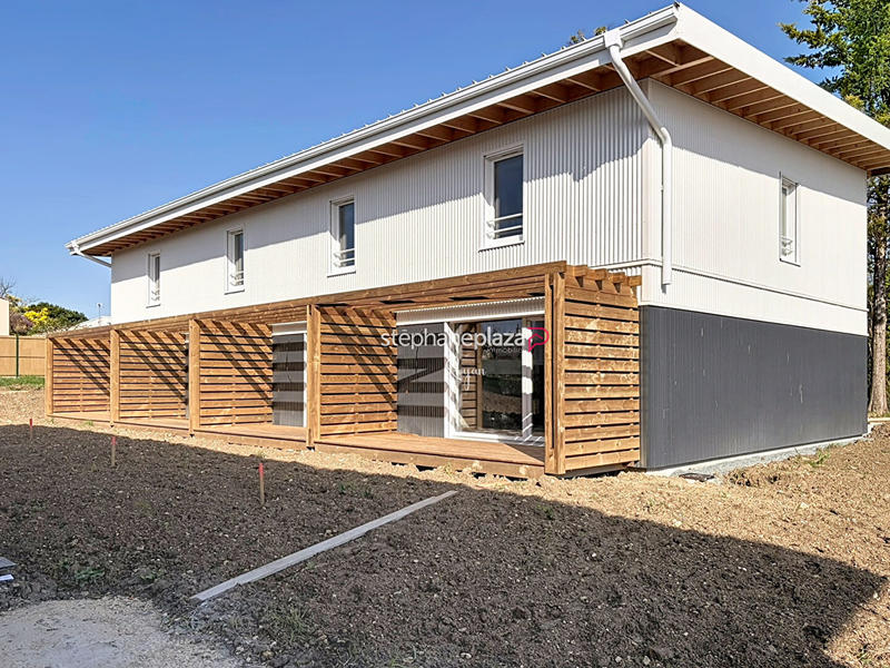 Maison - 86 m² - 4 pièces