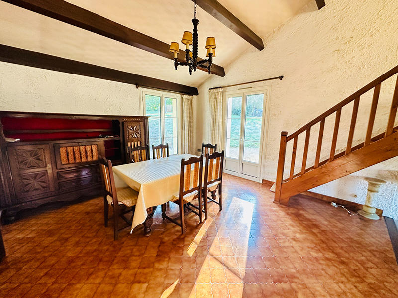 Maison - 145 m² - 5 pièces