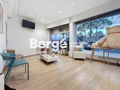 Local commercial - 100 m²