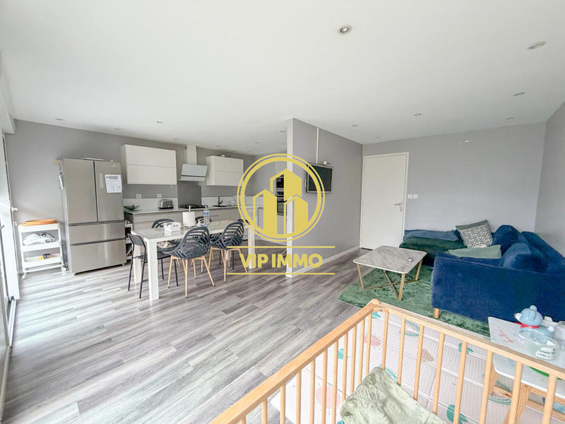 Maison - 111 m² - 7 pièces