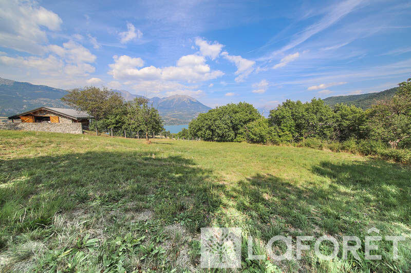 Terrain - 2 500 m²