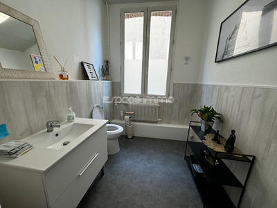 Local commercial - 119 m²