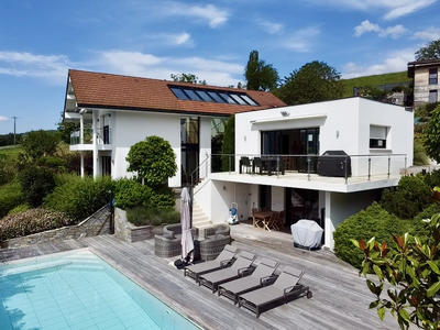 Villa - 231 m² - 6 pièces