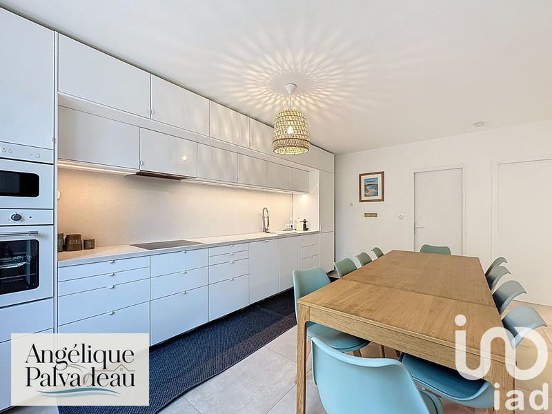 Maison - 185 m² - 12 pièces