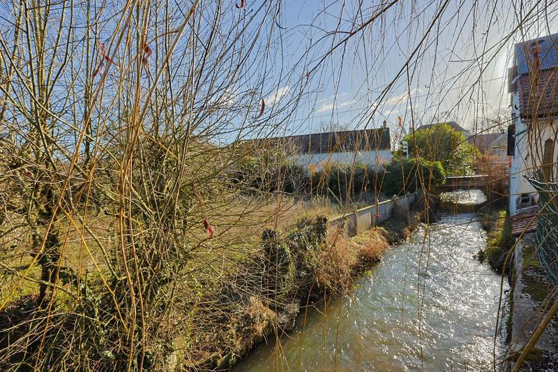 Maison - 92 m² - 5 pièces