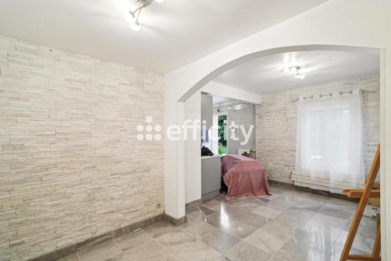 Maison - 130 m² - 7 pièces