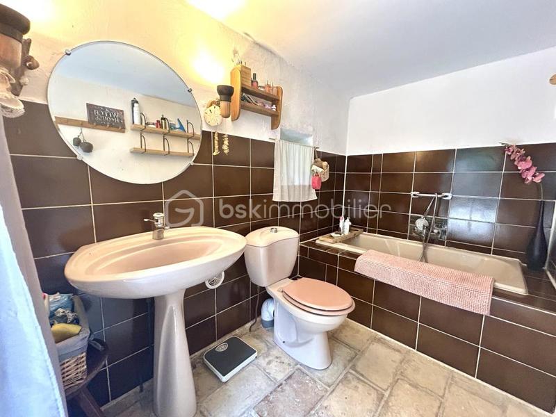 Maison de village - 80 m² - 3 pièces