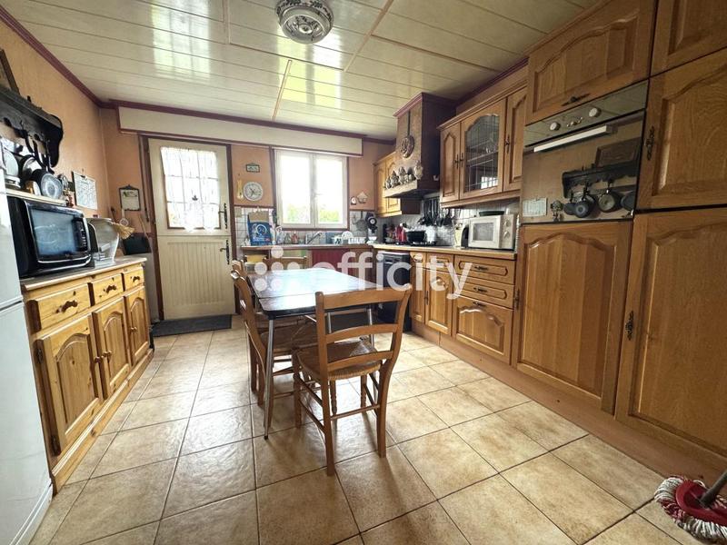 Maison - 138 m² - 4 pièces