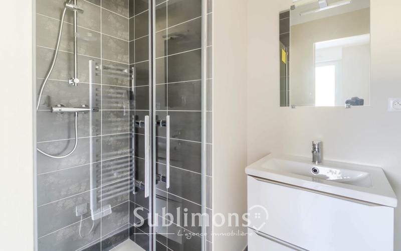 Maison traditionnelle - 136 m² - 6 pièces