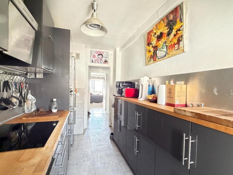 Appartement - 80 m² - 4 pièces