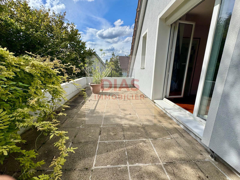 Maison - 155 m² - 7 pièces