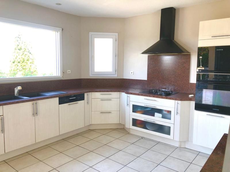 Maison - 153 m² - 8 pièces