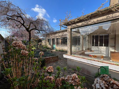 Maison ancienne - 130 m² - 8 pièces