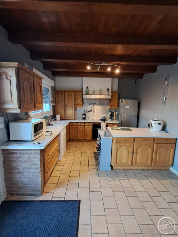 Maison - 166 m² - 6 pièces