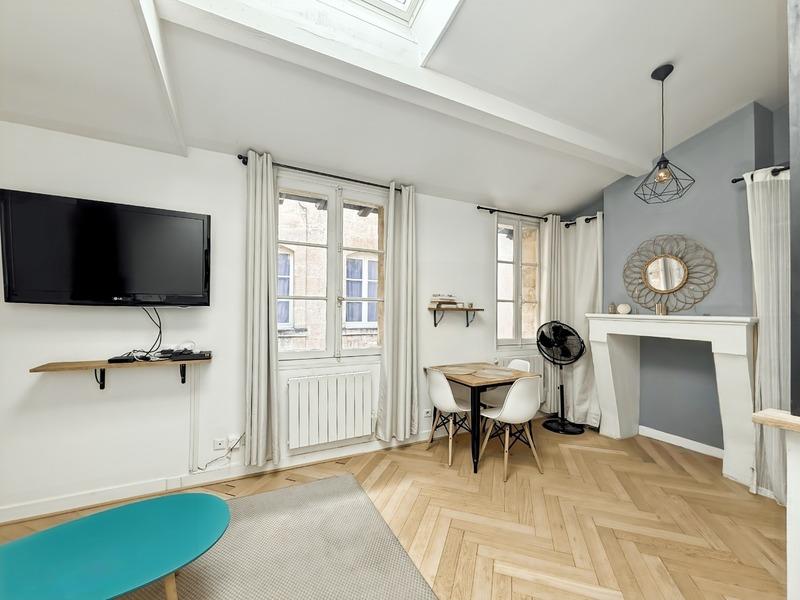 Studio - 28 m² - 1 pièce