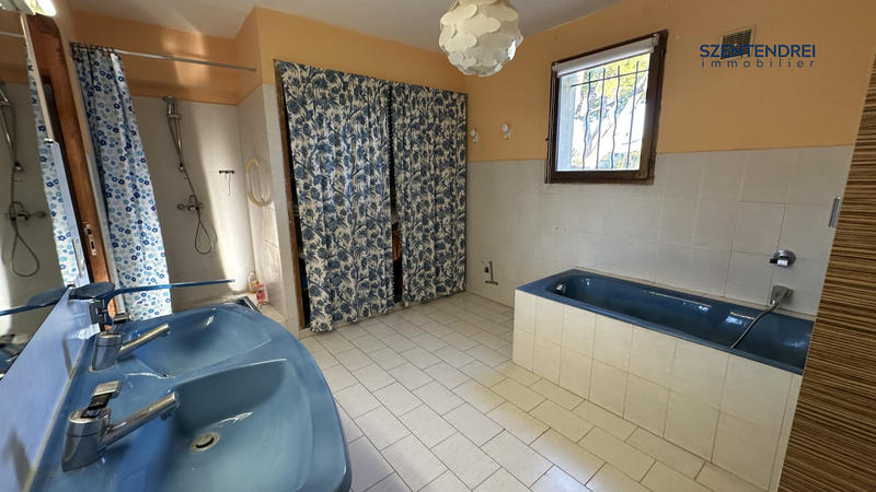 Maison - 193 m² - 6 pièces