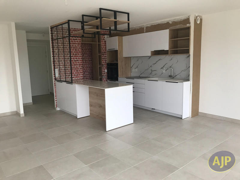 Appartement - 68 m² - 3 pièces