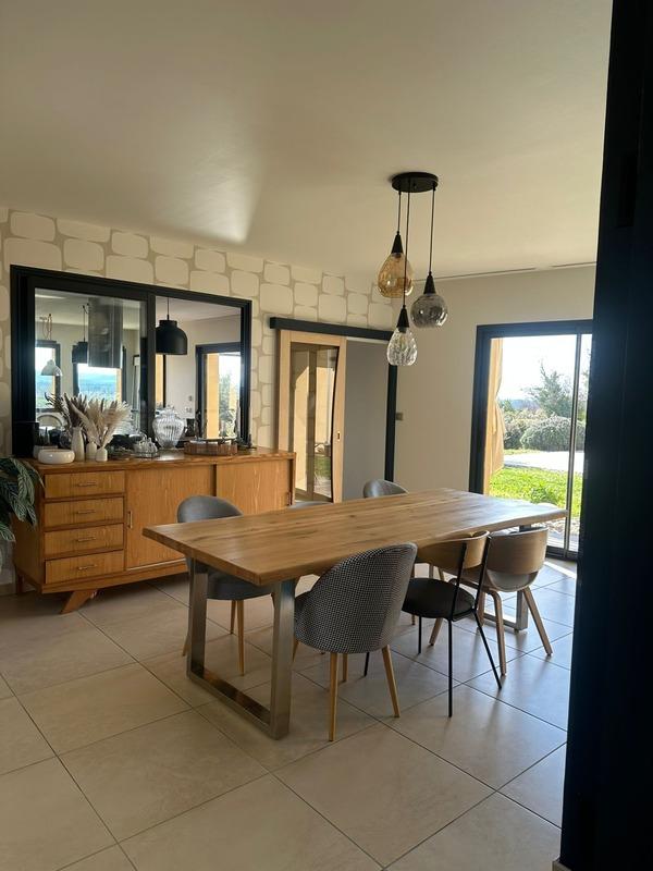 Maison - 380 m² - 11 pièces