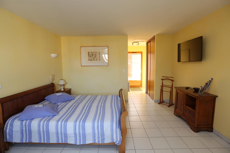 Maison de village - 500 m² - 15 pièces