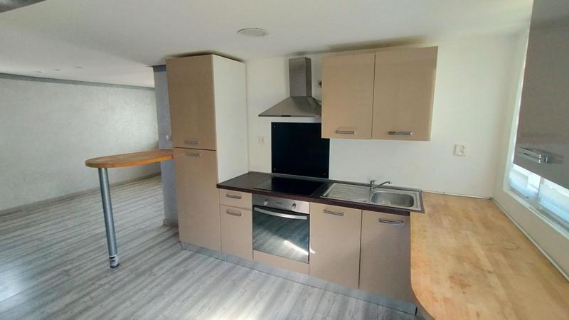 Maison - 190 m² - 10 pièces